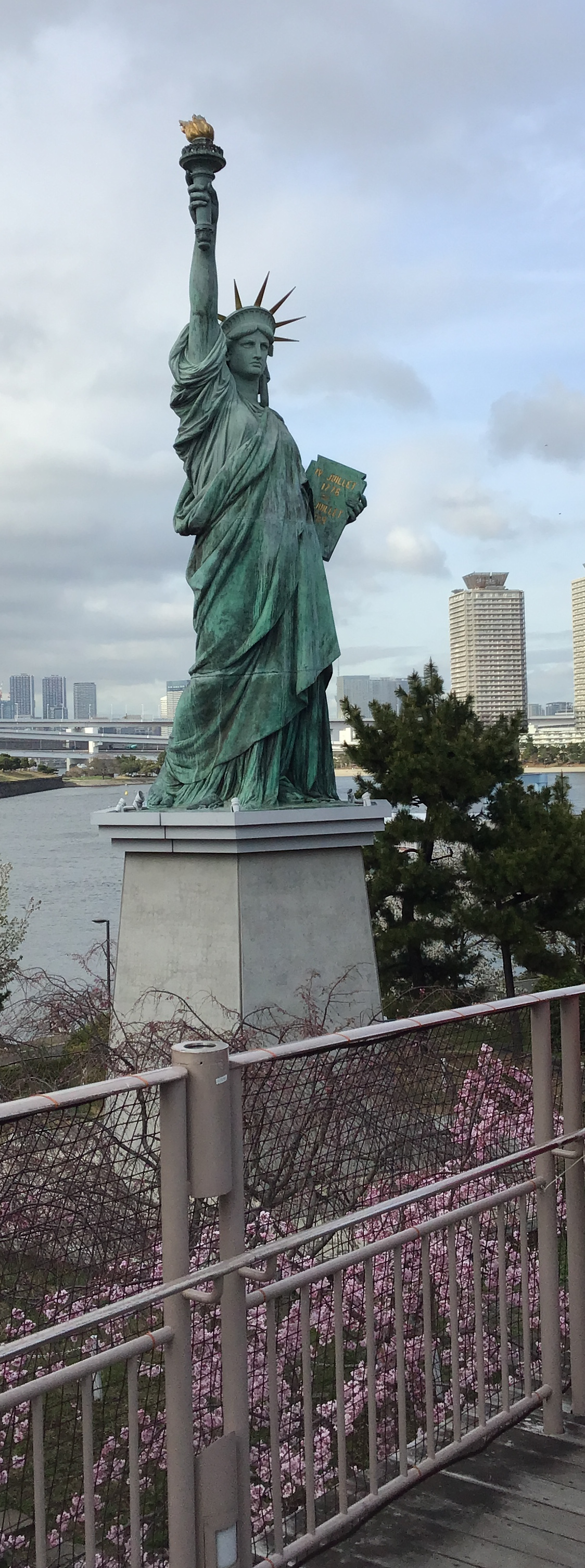A Statue of Liberty replica in the park around Diver City